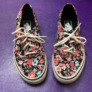 🫧Vans floral skater shoes